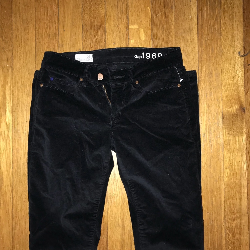Gap black corduroy 1969 jeans size 25r